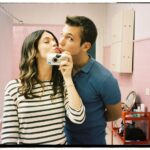 Georgina Amorós Instagram - Por todas las veces que nos enamoramos de nuestras parejas pero sobre todo de nuestros amigos y de desconocidos, de esa gente que pasa por nuestra vida como un rayo de luz y ya no hay vuelta atrás 🫀 @netflixes