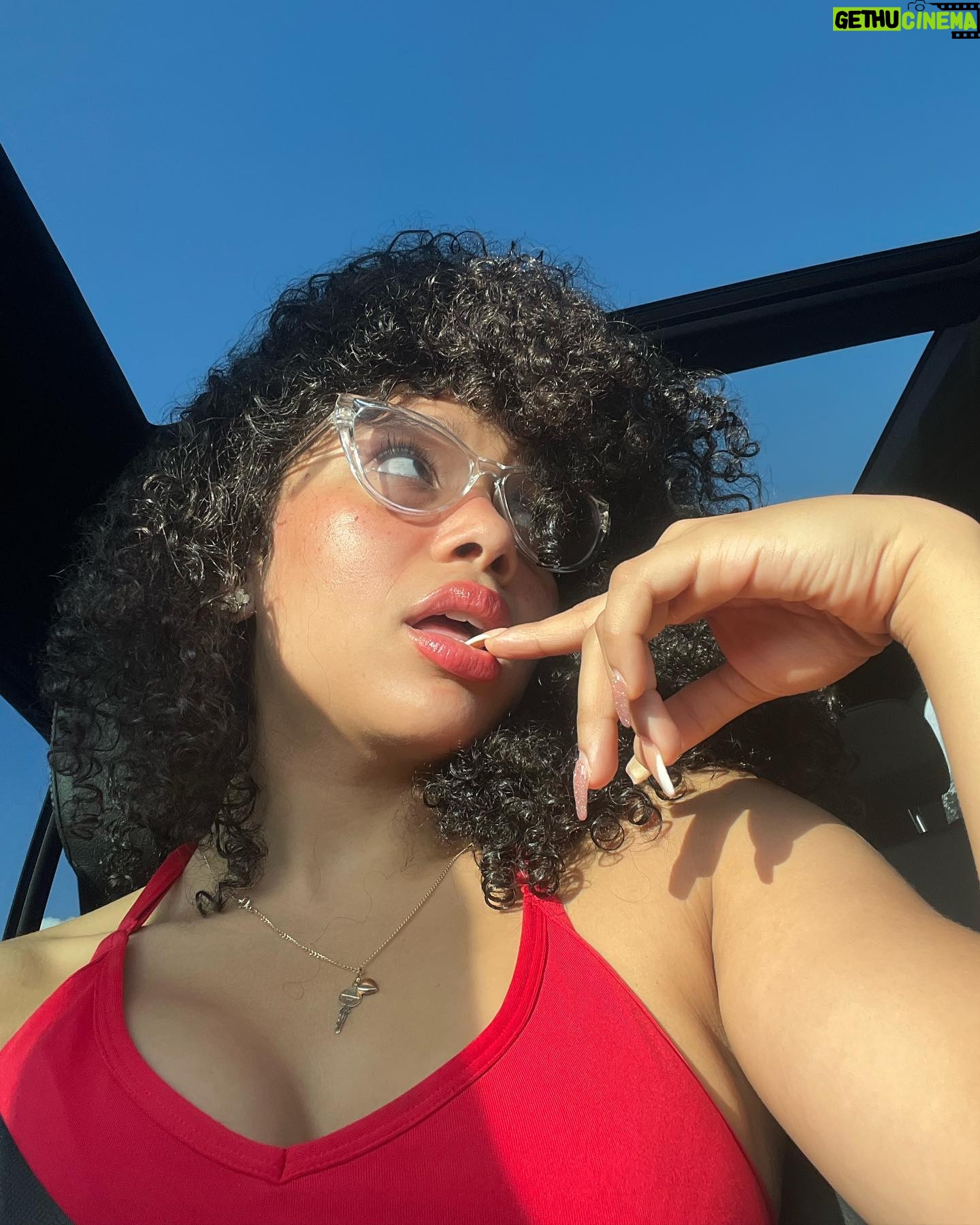Chelsy García - 58.6K Likes - Tú te pierdes, negro. Y yo te rastreo. 🥺👉🏼👈🏼
