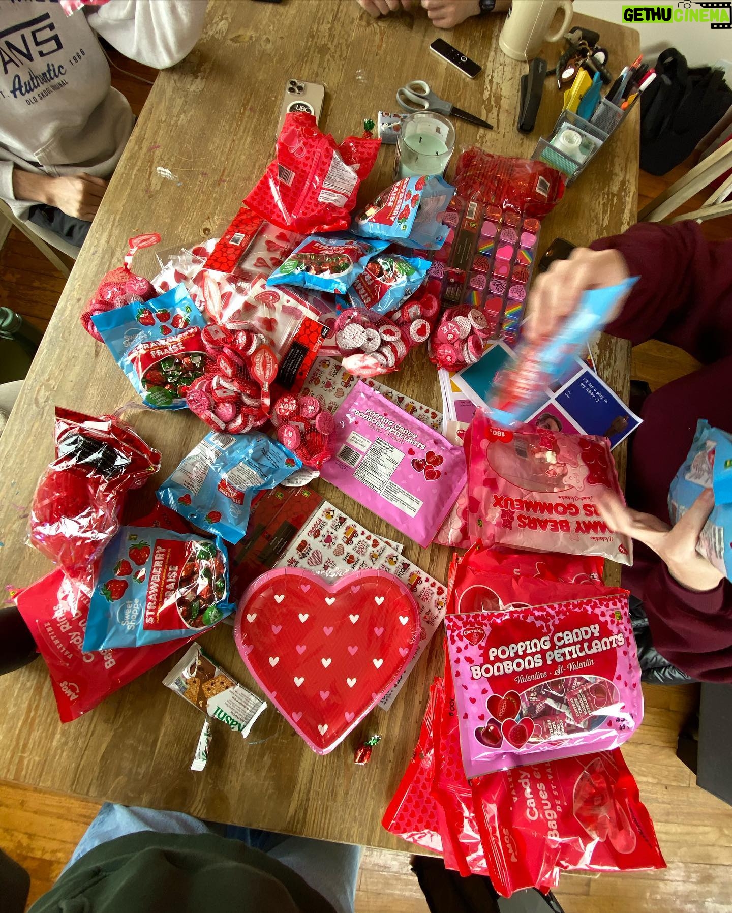 Anna Cathcart Instagram - v day done v rightπππ happy heart day !!!!
