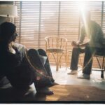 Georgina Amorós Instagram - Por todas las veces que nos enamoramos de nuestras parejas pero sobre todo de nuestros amigos y de desconocidos, de esa gente que pasa por nuestra vida como un rayo de luz y ya no hay vuelta atrás 🫀 @netflixes