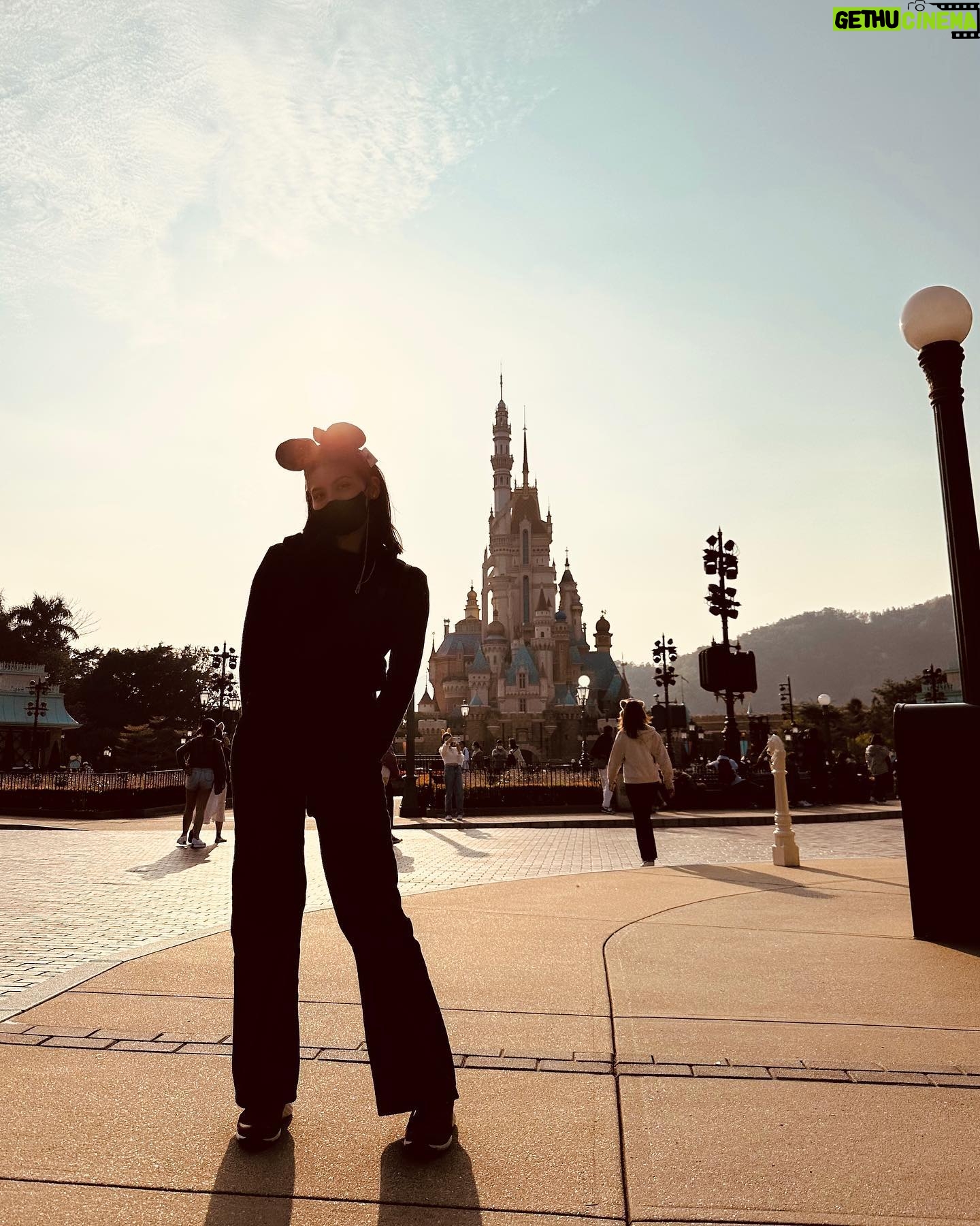 Maine Mendoza Instagram - 12 hours in Hong Kong because why not