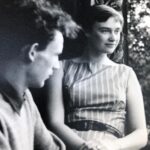 Phoebe Dynevor Instagram - I’ll always think of you just like this. Exquisitely dressed, in the garden, in the summertime. We miss you Grandma ❤️ Shirley Dynevor White. May 15, 1933 - January 10, 2023