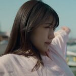 Kasumi Arimura Instagram – 映画『#ちひろさん (Call Me Chihiro)』本日2月23日、Netflixにて独占配信＆全国劇場にて公開🍱

主演 有村架純、原作 安田弘之、監督 今泉力哉。

彼女に会えば、世界が変わるー。
海辺の小さなお弁当屋さんで働く元・風俗嬢のちひろさん。 誰もがどこか生きづらさを抱えるこの時代に、心のままに生きることの大切さを彼女がきっと教えてくれる。

#ちひろさん #CallMeChihiro
#有村架純 #KasumiArimura #安田弘之 #今泉力哉#くるり #ネトフリ #ネットフリックス
#netflix