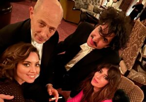 Aubrey Plaza Instagram - Best cast ever! I love these people and am so proud of this show. Thank you @sagawards 🇮🇹❤️‍🔥🙏