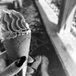 Nia Long Instagram - An ice cream and a foot soak. Life is sweet 😘 🇯🇵