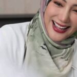 Erra Fazira Instagram - Bahagia bersama @HeyrraHQ 😘🥰