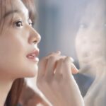 Shin Min-a Instagram - 휴그린으로 할게요 #휴그린 🪟💚