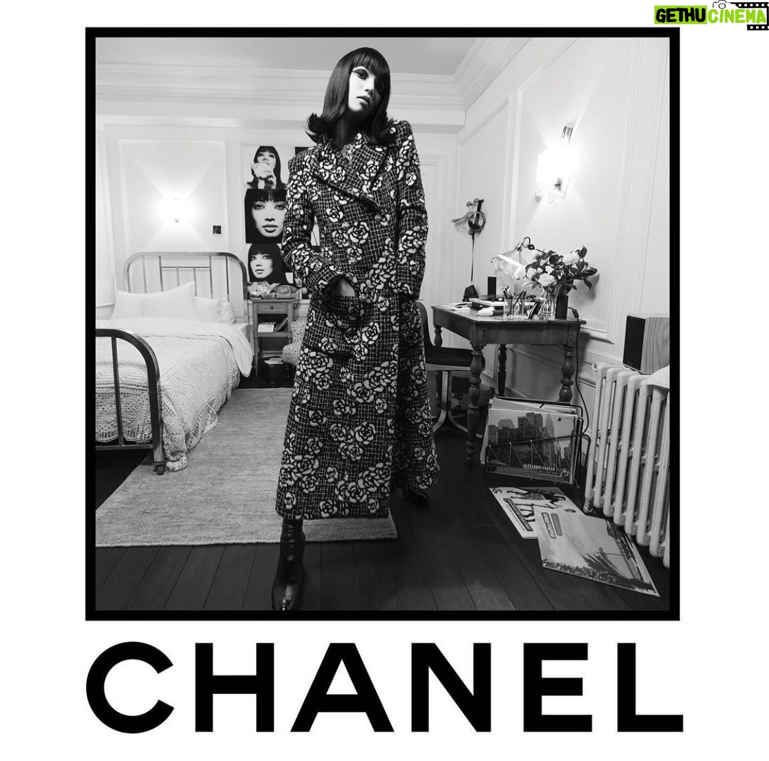 Nana Komatsu Instagram - @chanelofficial 🎠🌊
