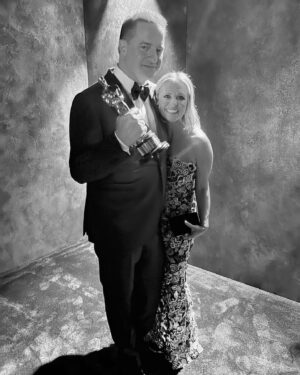 Sarah Michelle Gellar Instagram - Academy Award Winner Brendan Fraser (doesn’t get old saying that)
