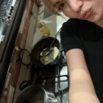 Julia Montes Instagram - Cooking is one of my love language… I’m not a chef but i’m passionate about food …
❤️👩‍🍳🥘 cooked my Hainanese Chicken and Japanese Beef Curry #yourjuliamontes