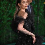 Paris Jackson Instagram - match the @louboutinworld with the @vanityfair 🥀
@giambattistavalli 
@milesjeffrieshair 
@paulyblanch 
@cartier 
@bulgari 
@tiffanyandco 
@noudarjewels 
@levia_jewelry
@maikeeb_kills 
@daniandemmastyle 
@imgmodels