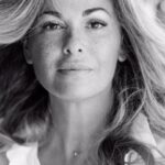 Vanessa Incontrada Instagram – La musica è vita ☺️

Music: “Per non cadere dalle nuvole” 
Simone Baldini Tosi @simonebaldinitosi ft. Vanessa Incontrada