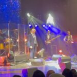 Alla Pugatcheva Instagram - Должна огорчит ВРУНОВ,говорящих о «провальных» концертах Валерия Меладзе в Израиле.Это был праздник!!!Песни Константина Меладзе в исполнении Валеры,Прекрасное вино.С годами становятся только вкуснее и ценнее.
Салют,ВЕРА,НАДЕЖДА и ЛЮБОВЬ!!!!#меладзе#аншлаги#Израиль❤️👍
