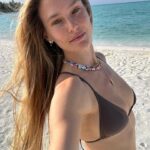 Bar Refaeli Instagram – Too good to be true