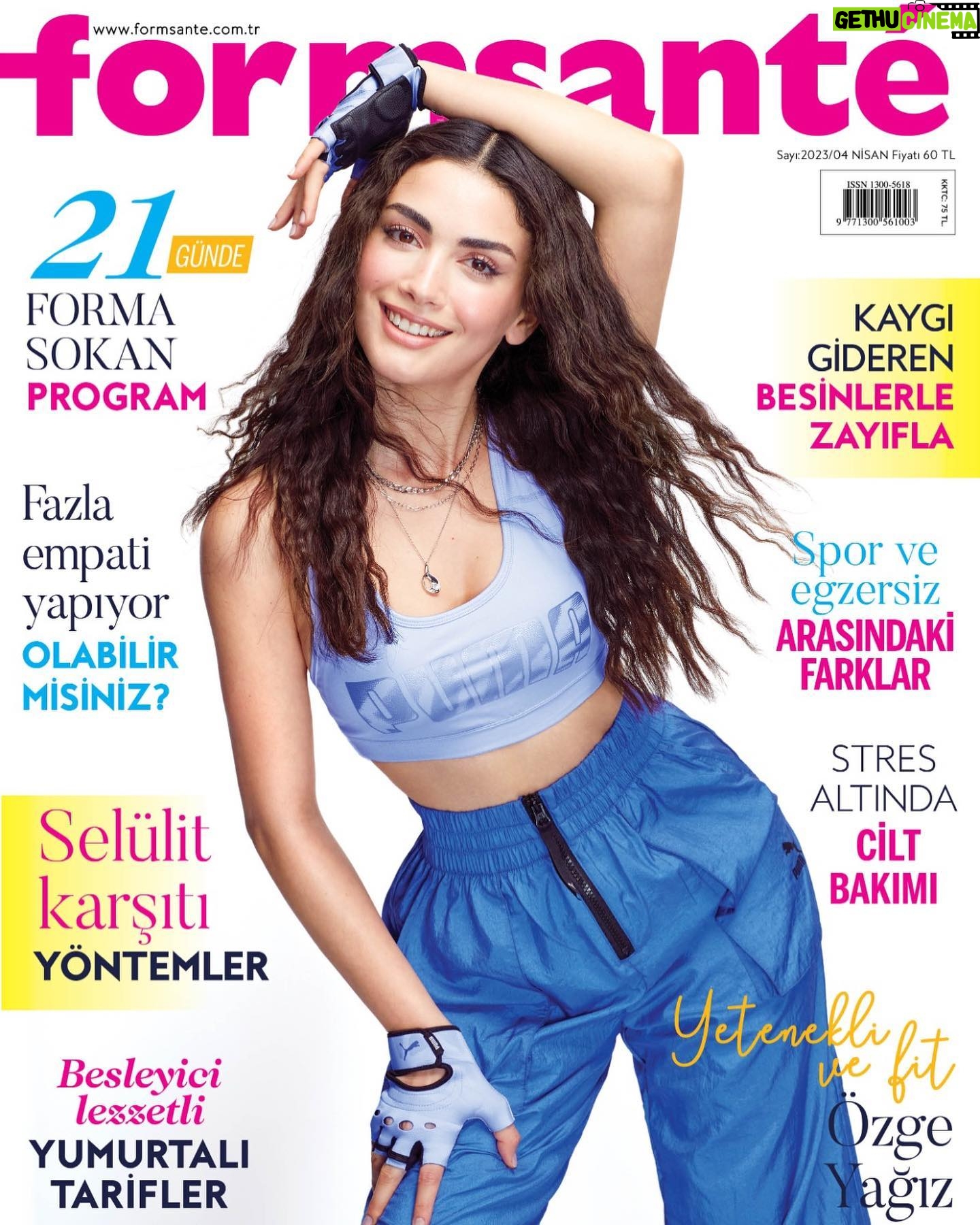 Özge Yağız Instagram - nisan🎨💜
@formsantedergisi
Röportaj: @iremnazguvel
Fotoğraf: @muratsargin
Yayın yönetmeni: @derancetinsarac
Styling: @tuldor
Makyaj: @hamiyetakpinar
Saç: @akinunalofficiall @gorkemgurer
Fotoğraf asistanı: @zehra_sargin
Makyaj asistanı: @h.senaarslan
