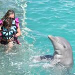 Sherlyn Instagram – Que no haría yo por tu sonrisa? 
@dolphindiscovery