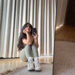 Valkyrae Instagram – 👋😚