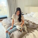 Soyou Instagram - 귀여워 근데 자꾸 눕네??