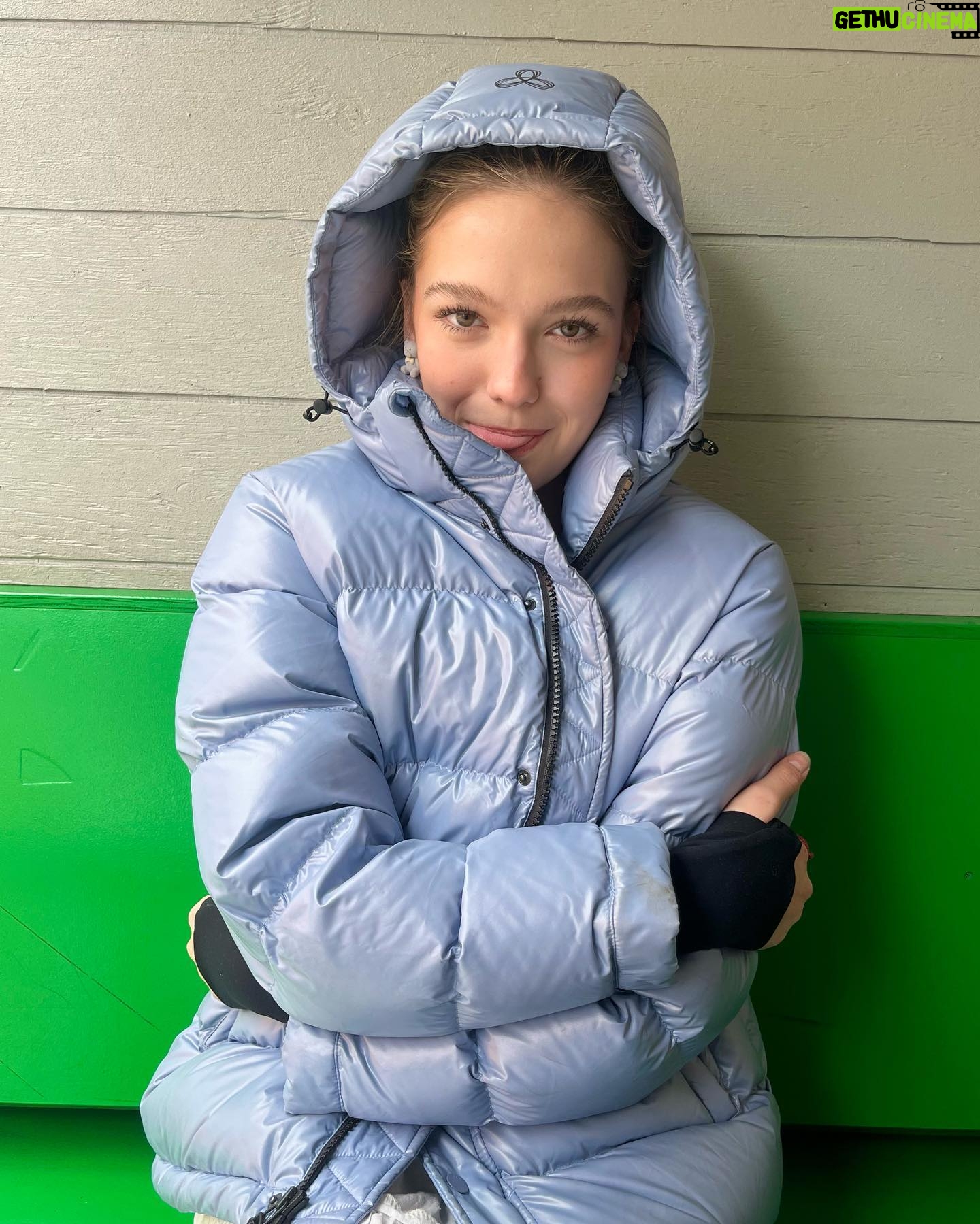 Jayden Bartels Instagram - seasons changing🪷