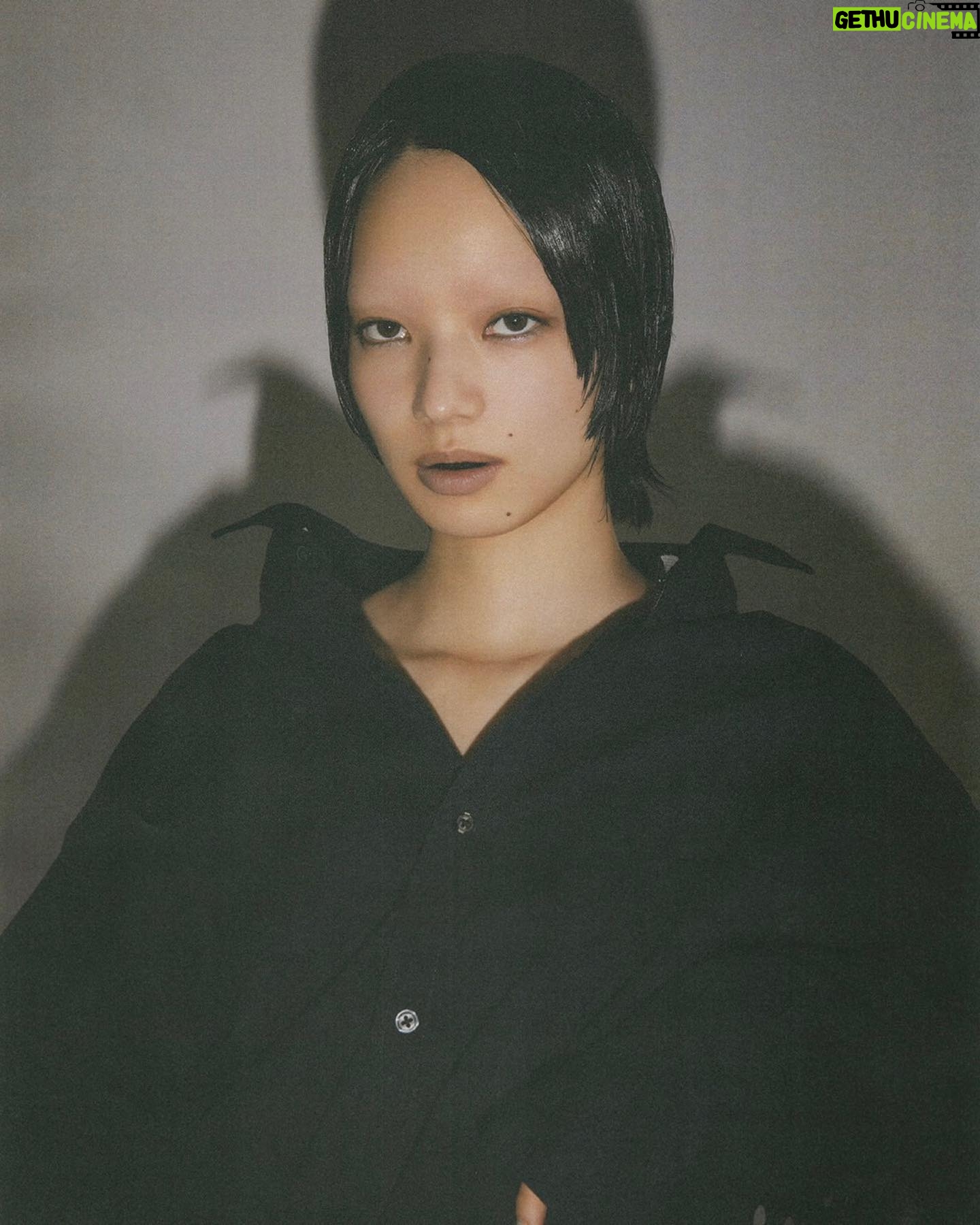 Nana Komatsu Instagram - project 001 ″Give it away now“