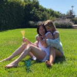 Sarah Michelle Gellar Instagram - It’s your birthday @theshando so in honor of you, here is a slideshow of some of more ridiculous stunts (swipe right) Any suggestions for new ones?