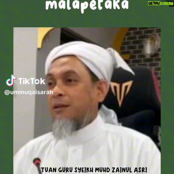 Erra Fazira Instagram - Rakyat Malaysia . jommm!
Dalam doa kalian.. jangan lupa doakan utk BUMI MALAYSIA agar terhindar dari musibah.. Andai berlaku moga ia bukanlah mudarat yg besar.
DOA JANGAN LUPA YA..
Ini antara ikhtiar kita.. selebihnya Allah lebih berkuasa.. π
Wallahualam..