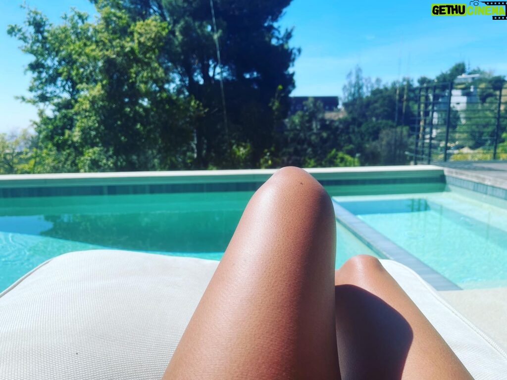 Nia Long Instagram - Brown skin island gyal....summer is coming 😘🇹🇹🇬🇩🇧🇧