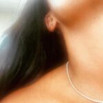 Nia Long Instagram - Baby diamonds on my neck 😛
