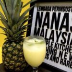 Erra Fazira Instagram – Tart Nanas!

Kuih tart nanas ni memang wajib ada setiap kali sambutan Aidilfitri!

Tanpa tart nanas emm.. rasanya tidak lengkap juadah kuih raya yang disediakan kepada tetamu yang bertandang ke rumah.

Ditambah pula dengan jus nanas yang menyegarkan serta karipap daging nanas yang ‘melting’.. rasanya memang ramai yang melekat kat rumah kita nanti!

Sebelah petang pula kita buat sapuan jem nanas dan mentega ke atas roti..nikmatinya bersama hirupan kopi o panas kaw…fuhh..

Dah dapat idea untuk menu jamuan yang menceriakan dan memeriahkan hari raya anda?

@Lembaga Perindustrian Nanas Malaysia

#aidilfitri
#syawal
#raya2023
#lpnm
#nanaspower