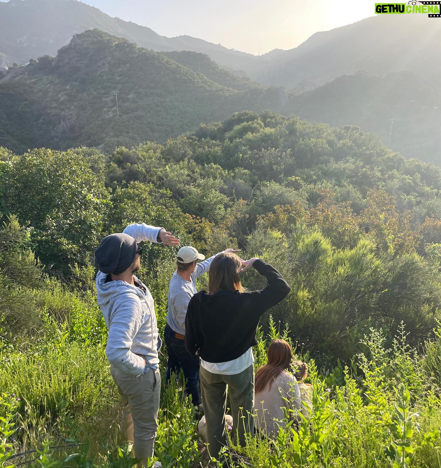 Bonnie Wright Instagram - We went on a beautiful little hike in our backyard with our friends yesterday. Heart full 💗