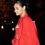 Renata Notni Instagram - 🥂🐍 
#serpenti75 @bulgari 
.
.
📸 @antoniosorianoo