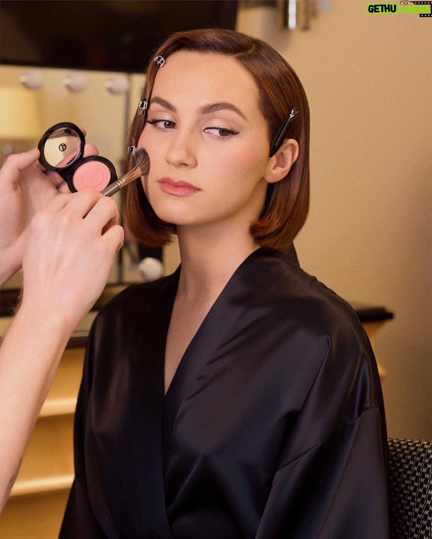 Maude Apatow Instagram - Getting ready with @armanibeauty #luminoussilk #armanibeauty