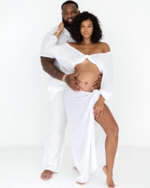 Chanel Iman Instagram - Our family is growing and we are so excited to meet our new little one 👼🏽