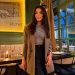 Özge Yağız Instagram -