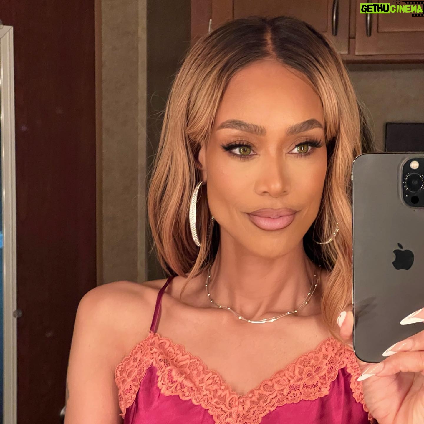 Tami Roman - 3 Likes - Strive to be beautiful inside & out.
MUA @tashamackmua
