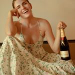 Karla Souza Instagram – Con mucha emoción les comparto que soy parte de la familia Moët & Chandon como embajadora de México y seré parte de un nuevo capítulo de su programa Toast For a Cause. Una gran plataforma en la que aprovecharé para fomentar igualdad de oportunidad e inculcar y motivar las vocaciones cinematográficas de las mujeres en el cine. 
#ToastWithMoet @moetchandon #ad 

EVITE EL EXCESO.
____________________________________________________

With great excitement, I share that I am a part of the Moët & Chandon family as the ambassador of Mexico and I will be a part of a new chapter in their program, Toast For a Cause. This is a great platform where I will take the opportunity to promote equal opportunities and instill and motivate women’s vocations in cinema.
#ToastWithMoet @moetchandon #ad

DRINK RESPONSIBLY.
