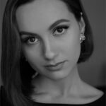 Maude Apatow Instagram - 🖤🖤🖤 @elleusa