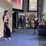 Esmeralda Pimentel Instagram – MONTECRISTO:
Solo tengo palabras de gratitud para este proyecto que me permitió conocer y colaborar con personas tan talentosas, generosas y currantes! 

MONTECRISTO somos todo el equipo delante y detrás de cámaras, la suma de los esfuerzos y visiones coordinadas, todos los departamentos trabajando en conjunto y entregando lo mejor de sí para tener una historia poderosa, entrañable y que te deja con ganas de más.

Gracias @albertoruizrojo por defender mi nombre para que tuviera el privilegio de encarnar a Haydeé. Un personaje que tejimos de la mano, para representar la fuerza de las mujeres. Has sido el mejor capitán que está tripulación pudo tener! 

A mis colegas actores por dejar el corazón todos los días en el set! ✨

A @jesusharodop y equipo por tu ojo y fotografía impecable. 

A @monicavalientej , Miguel Apresa y equipos de maquillaje y vestuario, por diseñar a una Haydeé poderosa, libre, cómoda en su propia piel. 

A @secuoyastudios por los valores de producción y por conformar al mejor equipo de profesionales.! ✨

A @vixoriginals y @movistarplus por ser la casa de nuestra serie. 

A mi equipo @maydelmanager y @getagencia por este sueño hecho realidad. Les 🫶🏼! 

❤️‍🔥✨🦋A mi madre @murguiaesmeralda por enseñarme a expandir mis alas desde niña. Este proyecto lleva tu nombre, mamita! 🦋✨❤️‍🔥

A ustedes por todos sus mensajes de apoyo y reconocimiento a nuestro trabajo. Y por posicionarnos como los #1.