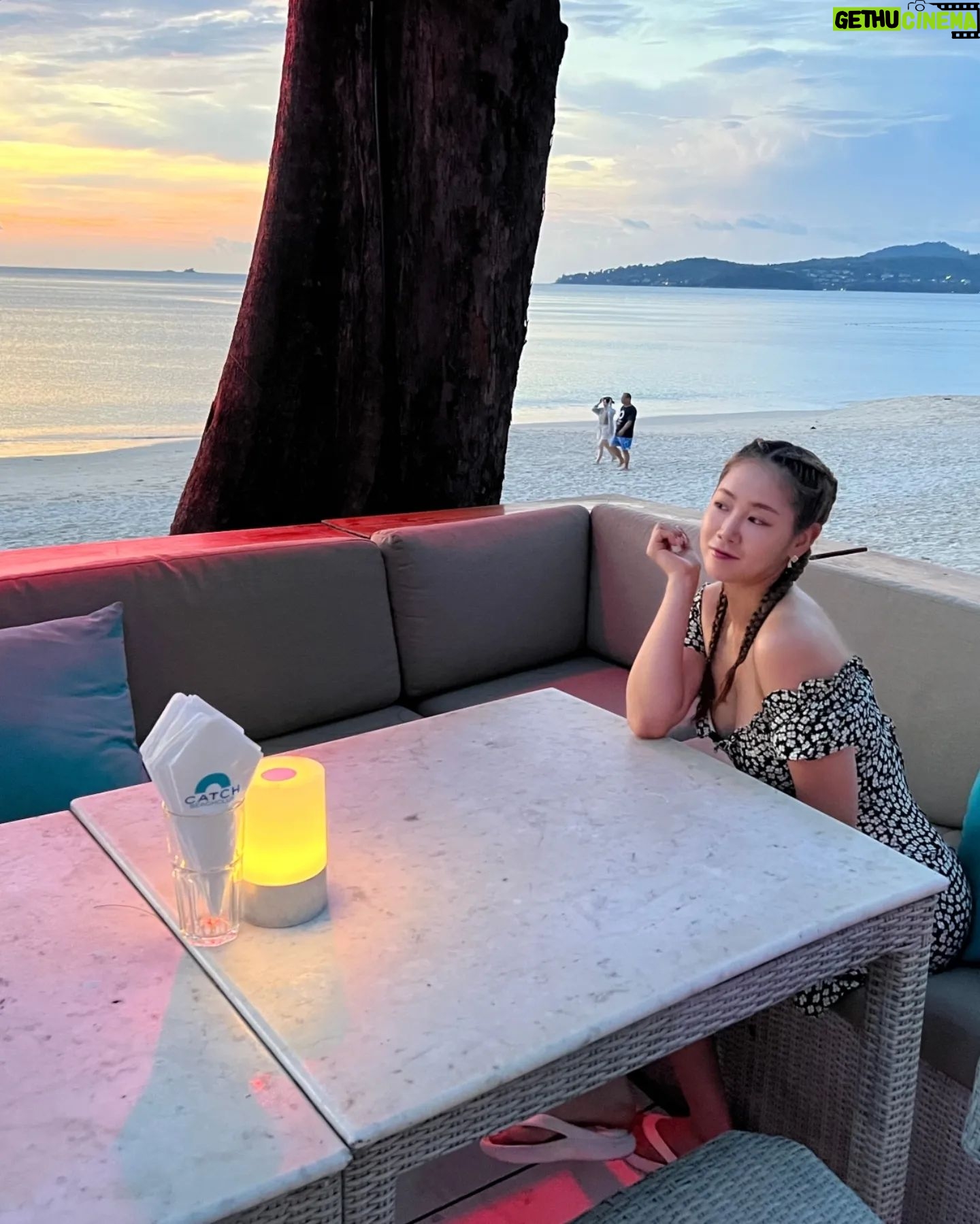 Soyou - 33.5K Likes - 🌅🧊💜