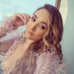 Sherlyn Instagram - Ojos cerrados o abiertos?