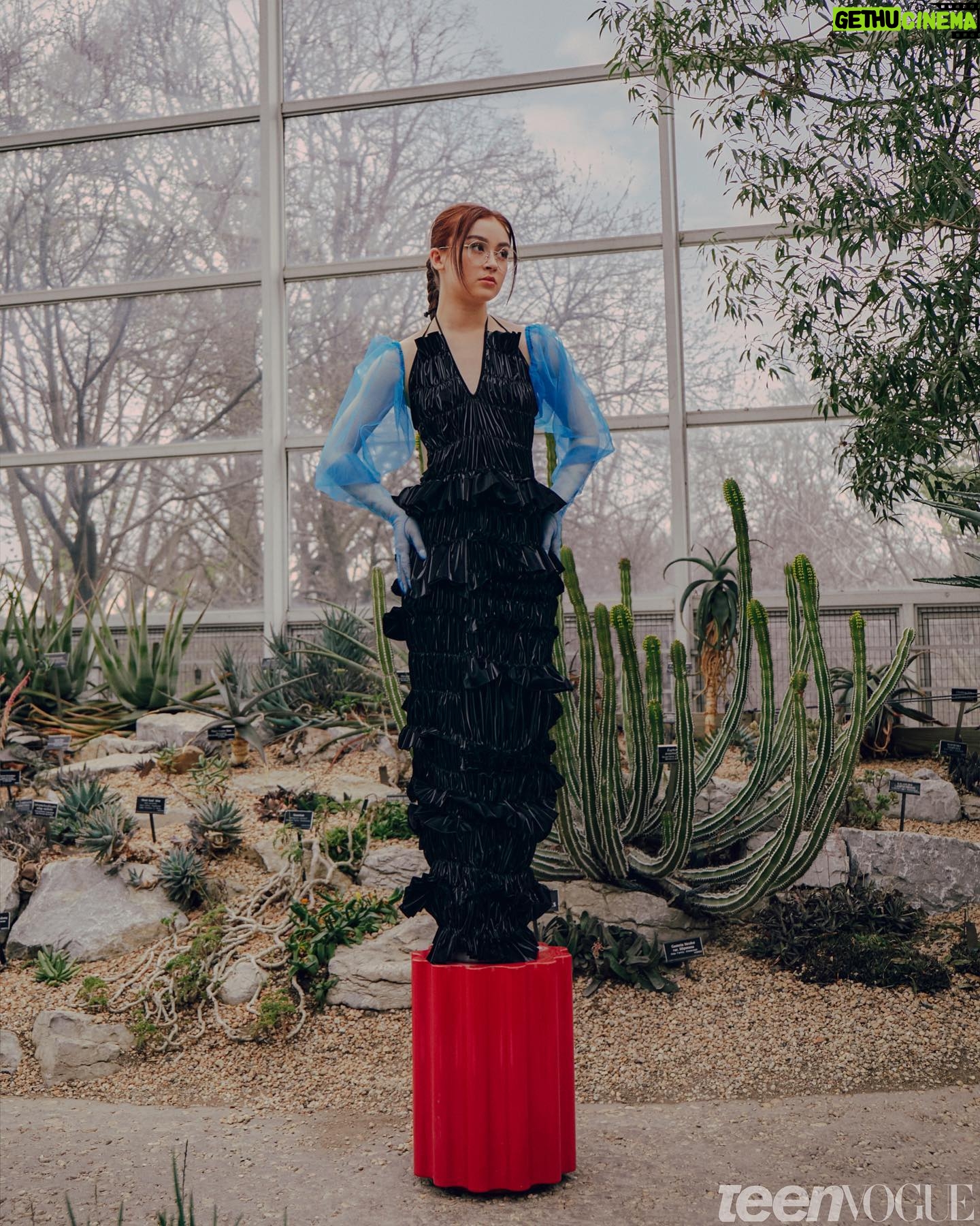 Anna Cathcart Instagram - i’m floored🥹 what an absolute dream. thank you @teenvogue it is an honour !!
Writer: @meeshkakim
Photographer: @anameizing
Stylist: @shebiaan
Hair Stylist: @chika_nishiyama
Makeup Artist: @ittts_sena
Manicurist: @wuwunails
Location: @brooklynbotanic
Art Director: @emilyzirimis
Senior Fashion Editor: @tchesmeni
Senior Culture Editor: @claire_ifying
Talent Director: @eugeneshevertalov