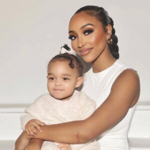 Zonnique Pullins Instagram - my best friend calls me mommy🥹
Happy Mother’s day to all the beautiful mothers!!!🌹