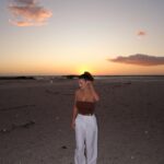 Kinsey Wolanski Instagram – I think Cape Town is my new favorite travel destination. I have been blown away by every sunset and how much there is to do!