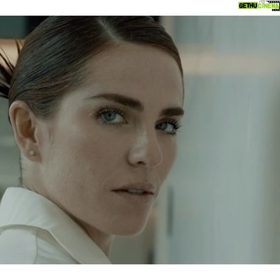 Karla Souza Instagram - A través de sus palabras y esencia, @Karlasouza nos permitió ver más allá a la mujer en la que se ha convertido. Cada una de sus facetas la han llevado a descubrir la importancia del amor propio:
“Hay veces que uno no se da cuenta de esa voz interior que tenemos tan crítica y juzgona, no nos damos cuenta que nos estamos hablando a nosotros mismos peor de lo que le hablamos a un amigo, entonces esa voz ha sido a la que le tengo que decir “gracias por venir” y gentilmente darle otra dirección para hablarme a mí misma de una manera más edificante”, nos compartió la actriz, quien de la mano de @moetchandon protagonizó nuestra edición de mayo. #KarlaSouzaEsMarieClaire 💗
Créditos:
Diretor editorial: @gerardangulo
Realización: @sergio.valenzuelach
Fotografía: @marthalvarezbernal
Video: @imalexgaar
Peinado: @ernestovargas_hair
Maquillaje: @salvadorgonzalezmakeup
Asistente de moda: @michortizand , @vanecl.__ y @zyanyaabreu
Asistente de fotografía:@zoegmz_
Entrevistas: @annabrennda
Agradecimientos especiales @sofitelmexicocity