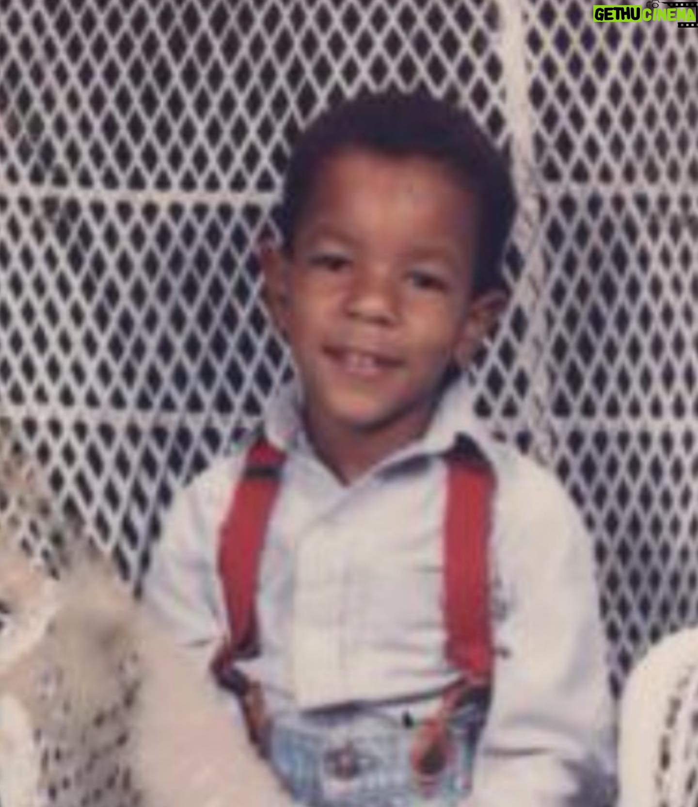 LeToya Luckett Instagram - ✨GAVIN✨
Happy birthday to my 4eva homie, my 1st best freind, my brother @g_luck !! 🎉🎉🎉🎉
Conversation from last night:
ME: “Dannnnggg you old homie”
Him: “Nah, ma ain’t push me out til 1:30pm, so I’m still 38.
ME: “that’s not how this go 🙄”
Him: “But anyway, you like ancestor old though. Like you’re used to being old”
Me: 🤬
In closing, you’ve been the BEST pain in my butt since you got here, but I wouldn’t trade our love, loyalty & friendship for nothin!! Love you bro! I pray that God continues to bless you in all you do! ❤️
Ps: These photos are a result of you not sending the new pics you were supposed to send me 3 hours ago. Love ya! 😬