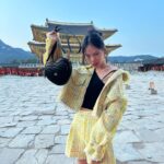 BIBI Instagram - 🐱💛 #GucciCruise24