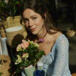 Georgina Amorós Instagram - La primavera, planes por Madrid, un paseo por el mercado de las flores y con @solandecabras mejor aún. 🌼