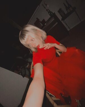 Aurora Aksnes Instagram - 🩸just finished my period🩸
I am thriving