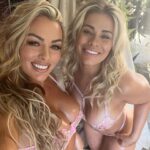 Mandy Rose Instagram - Hottest collab Evaaa🔥😋🔗 @paigevanzant #twinning 

Make sure you click the link in bio for full access when it drops‼️