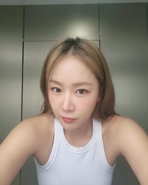 Soyou Instagram - 셀카폭탄💥